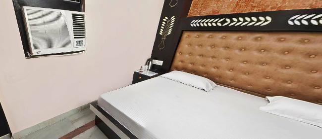 Ajay Guest House Ню Делхи Екстериор снимка
